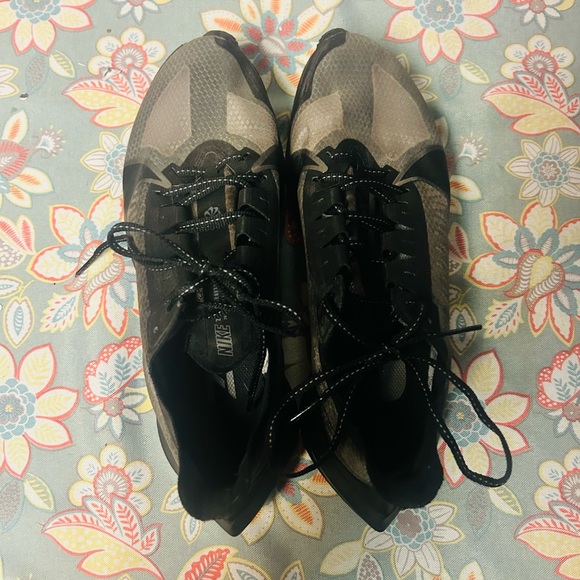 Nike Zoom Gravity Men’s Running Shoe - Picture 9 of 10